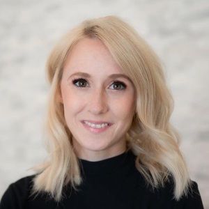 Meet your Posher, Kiana